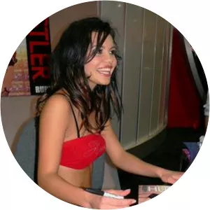 Ruby Knox photograph