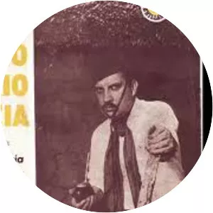 Rufino Mario García - Guitarist