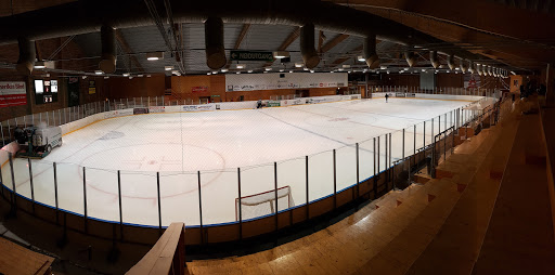 Runnirinken ishall - Ice skating rink in Arnes, Norway