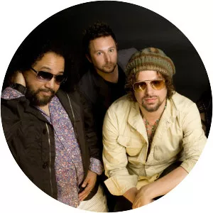 Rusted Root - Rock band
