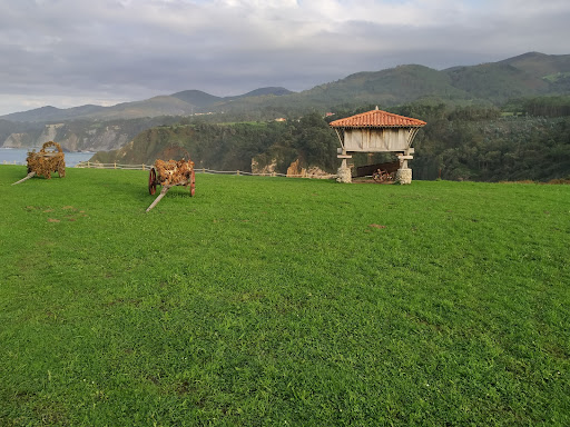 Ruta Cadavedo - Pico Paradiella, Regalina - Hiking area in Cadaveu, Spain