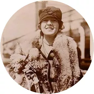 Ruth Gillmore - American-English actress