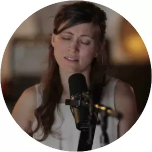 Ruth Moody - Singer-songwriter