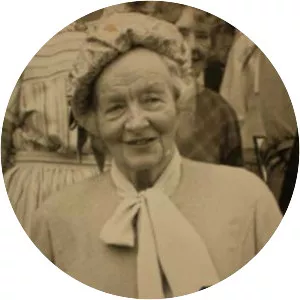 Ruth Roche, Baroness Fermoy