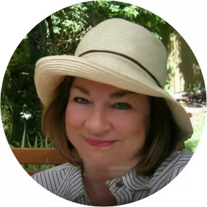 Ruth Starke - Author