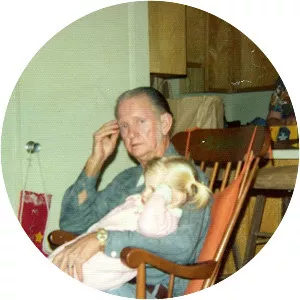 Ruth Wariner - Author