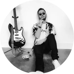 RVNES - Musical artist