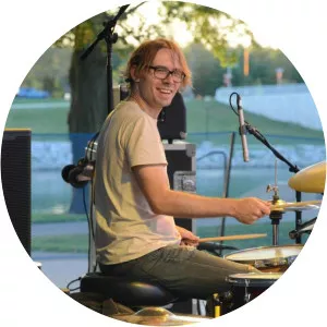 Ryan Jewell - Musician