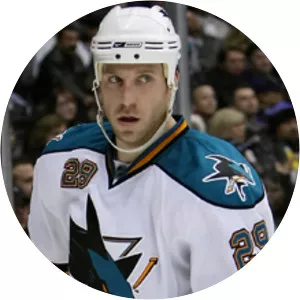 Ryane Clowe - Ice hockey player