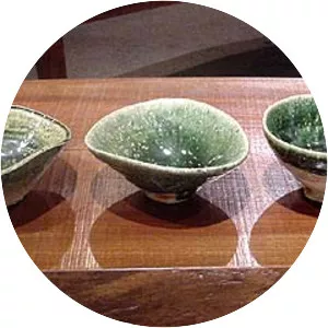 Ryoji Koie - Japanese ceramist