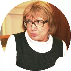 S. Olesk - Literary critic