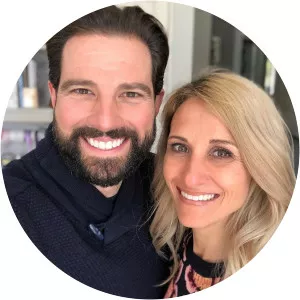 Sabrina McGillivray - Canadian teacher ‧ Scott McGillivray's wife