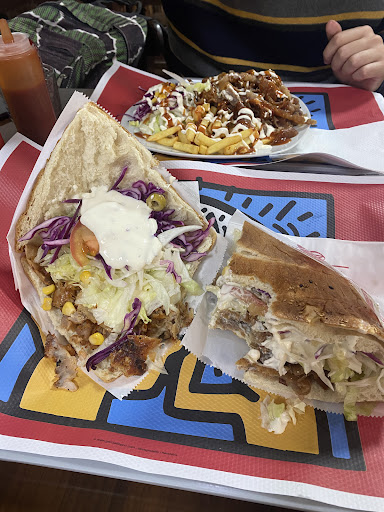 Sabroso kebab y pizzeria - Restaurant