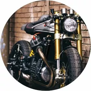 Sacha Lakic - French product designer