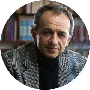 Sadık Yalsızuçanlar