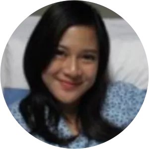 Safiya Stephanie Kar-Leng Lee - Benjy's ex-wife