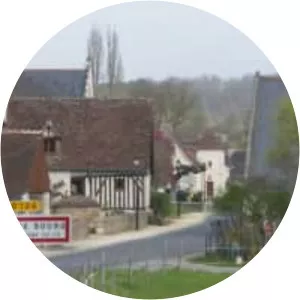 Saint-Étienne-de-Chigny - Commune in France