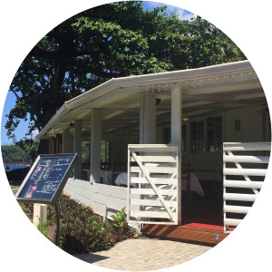 saint-pierre restaurant l'anse des cascades