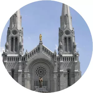 Sainte-Anne-de-Beaupré - Town in Canada