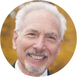 Saki Santorelli photograph