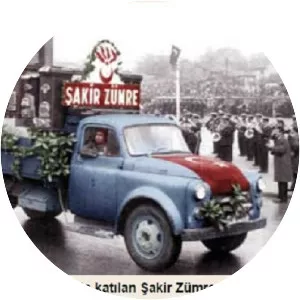 Şakir Zümre