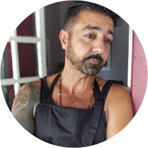 Saleem Christopher Agha Bee photograph