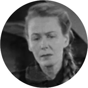 Sally Creighton