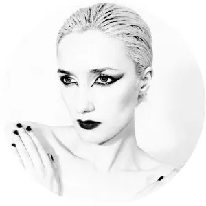 Sally Dige - Musical artist