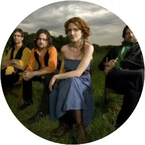 Sally Ellyson - Musician