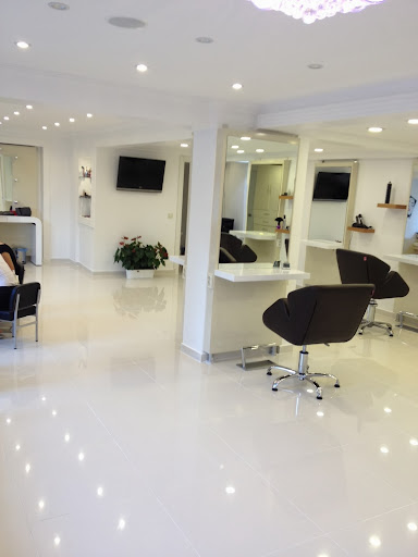 Salon Therapia