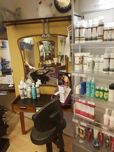 SALONG W - Stylist in Sweden