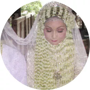 Salyo Priyanto - Sasha Saidin's husband