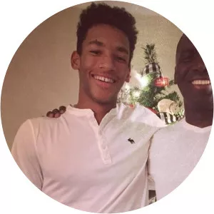 Sam Aliassime photograph