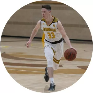 Sam Averbuck - Basketball player