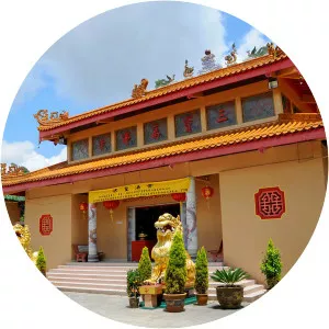 Sam Poh Temple