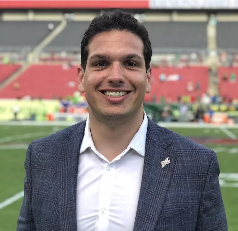 Sam Schwartzstein - American football player