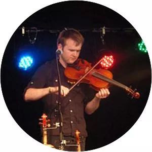 Sam Sweeney New Girl