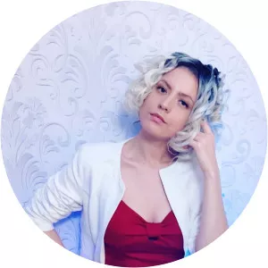 Samanta Brante - Singer