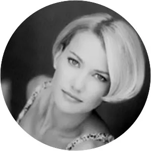 Samantha Dark - Actress