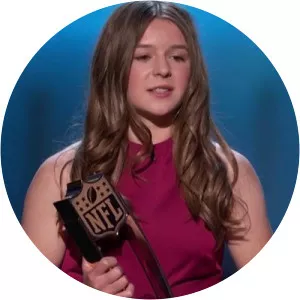 Samantha Gordon - American football player