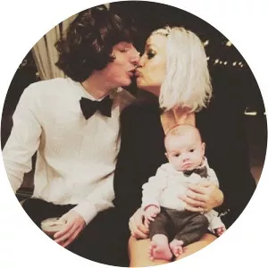Samantha Teasdale - Lou Teasdale's sister