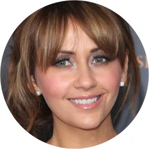 Samia Ghadie