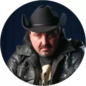 Samír Hauser Musician - Musician