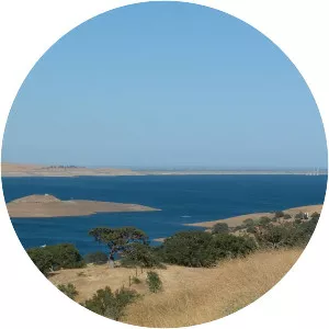 San Luis Reservoir - Lake in California