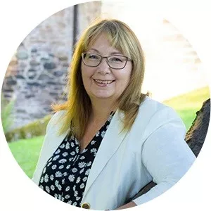 Sandra Ireland - Author