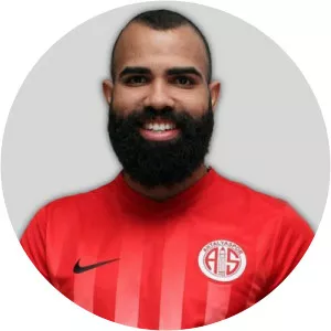 Sandro Raniere