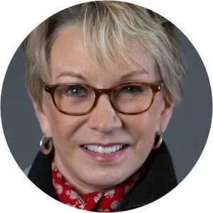 Sandy Duncan - American singer