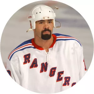 Sandy McCarthy - Ice hockey player