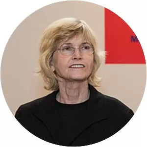 Sandy Skoglund - American photographer