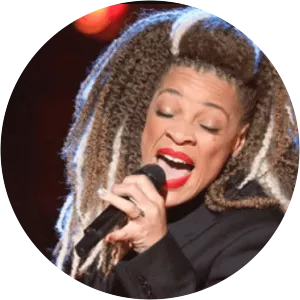 SandyRedd - Musical artist